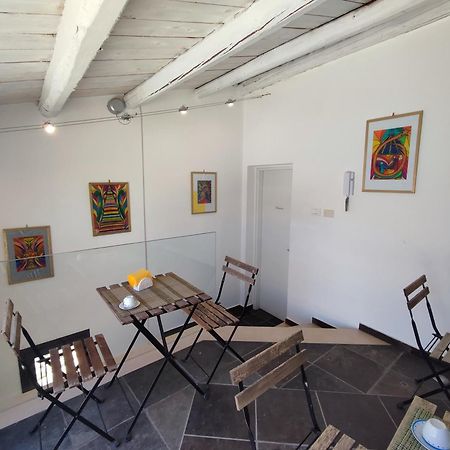 Yhomisus Bed and Breakfast Comiso Εξωτερικό φωτογραφία