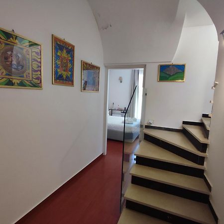 Yhomisus Bed and Breakfast Comiso Εξωτερικό φωτογραφία