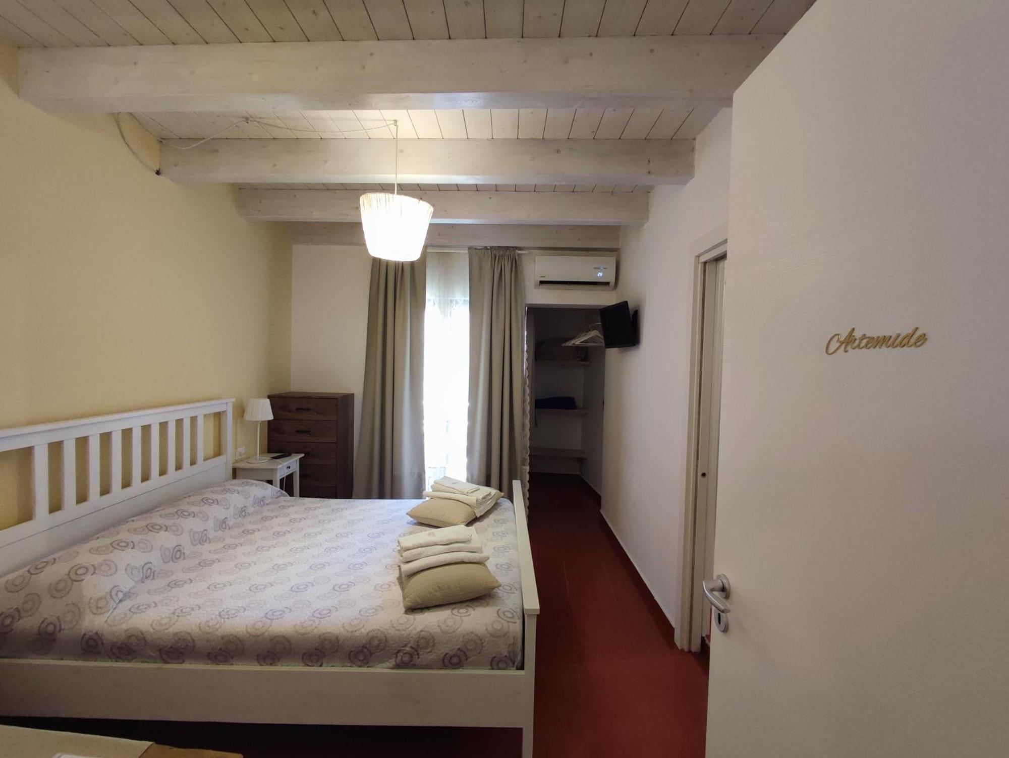 Yhomisus Bed and Breakfast Comiso Εξωτερικό φωτογραφία