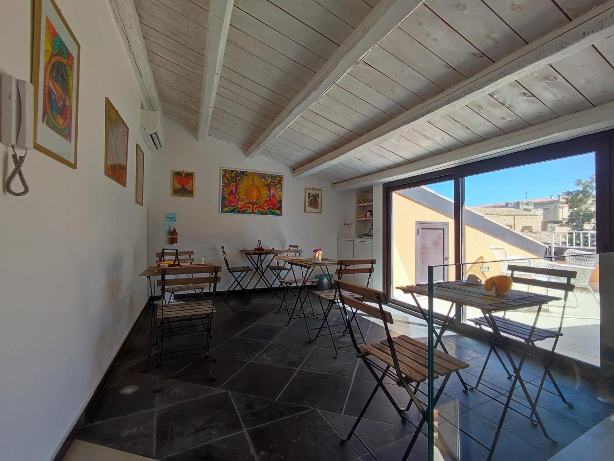 Yhomisus Bed and Breakfast Comiso Εξωτερικό φωτογραφία