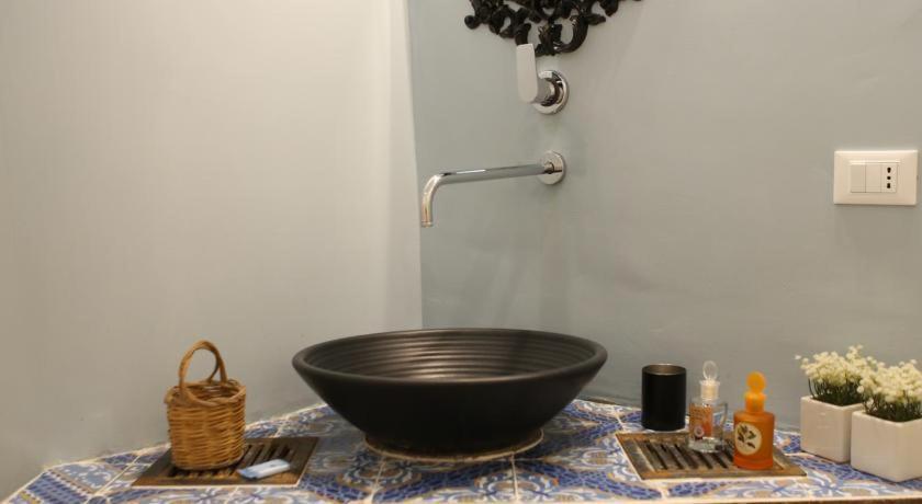 Yhomisus Bed and Breakfast Comiso Εξωτερικό φωτογραφία