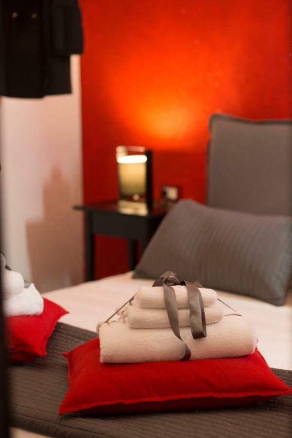 Yhomisus Bed and Breakfast Comiso Εξωτερικό φωτογραφία